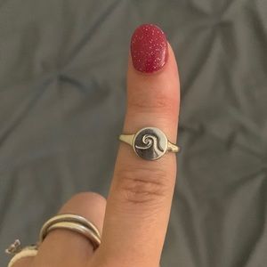Pura Vida wave ring